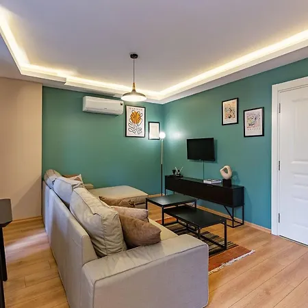 아파트 Nice Duplex Apartment Surrounded By Popular Attractions In Beyoglu *
