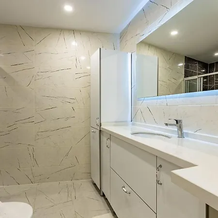 Nice Duplex Apartment Surrounded By Popular Attractions In Beyoglu Lejlighed Istanbul